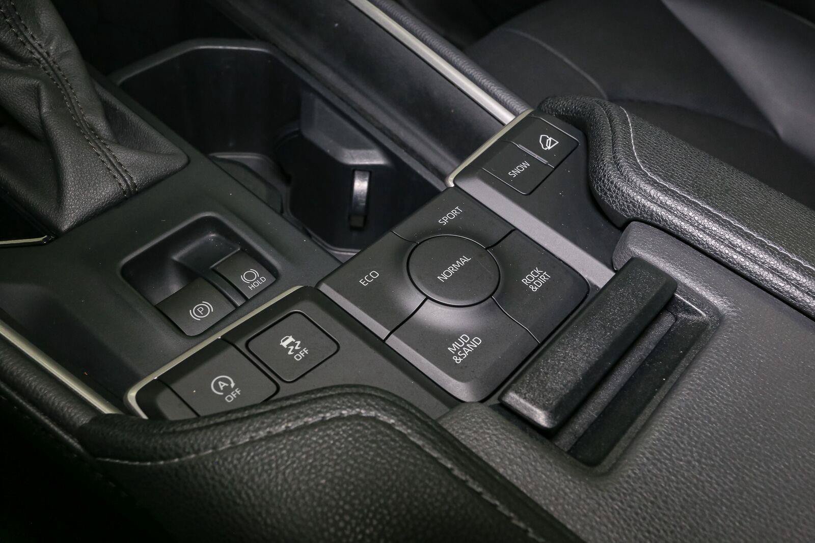 Certified 2024 Toyota Grand Highlander AWD image 38