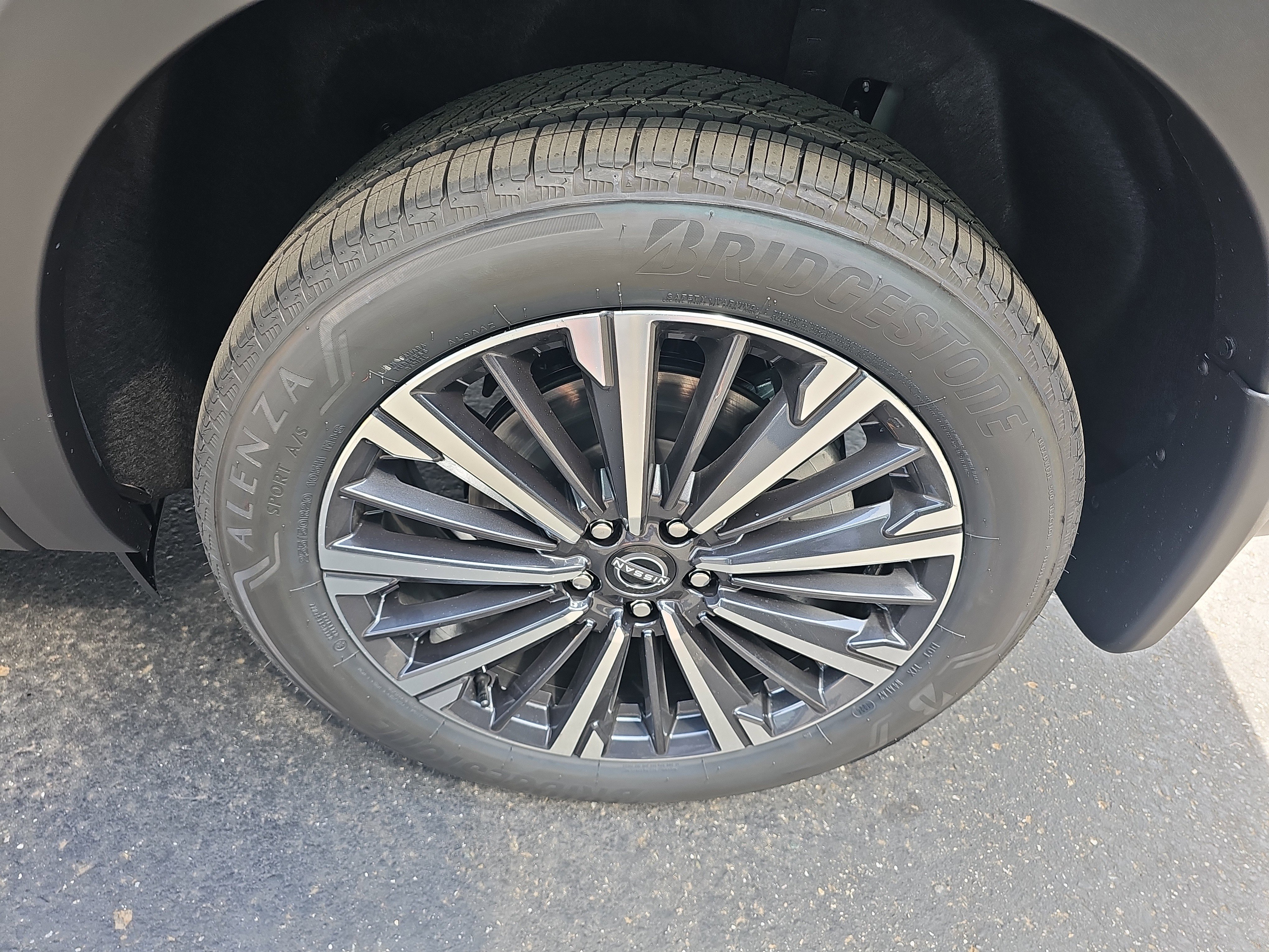 New 2026 Nissan Pathfinder Platinum AWD/4WD image 26