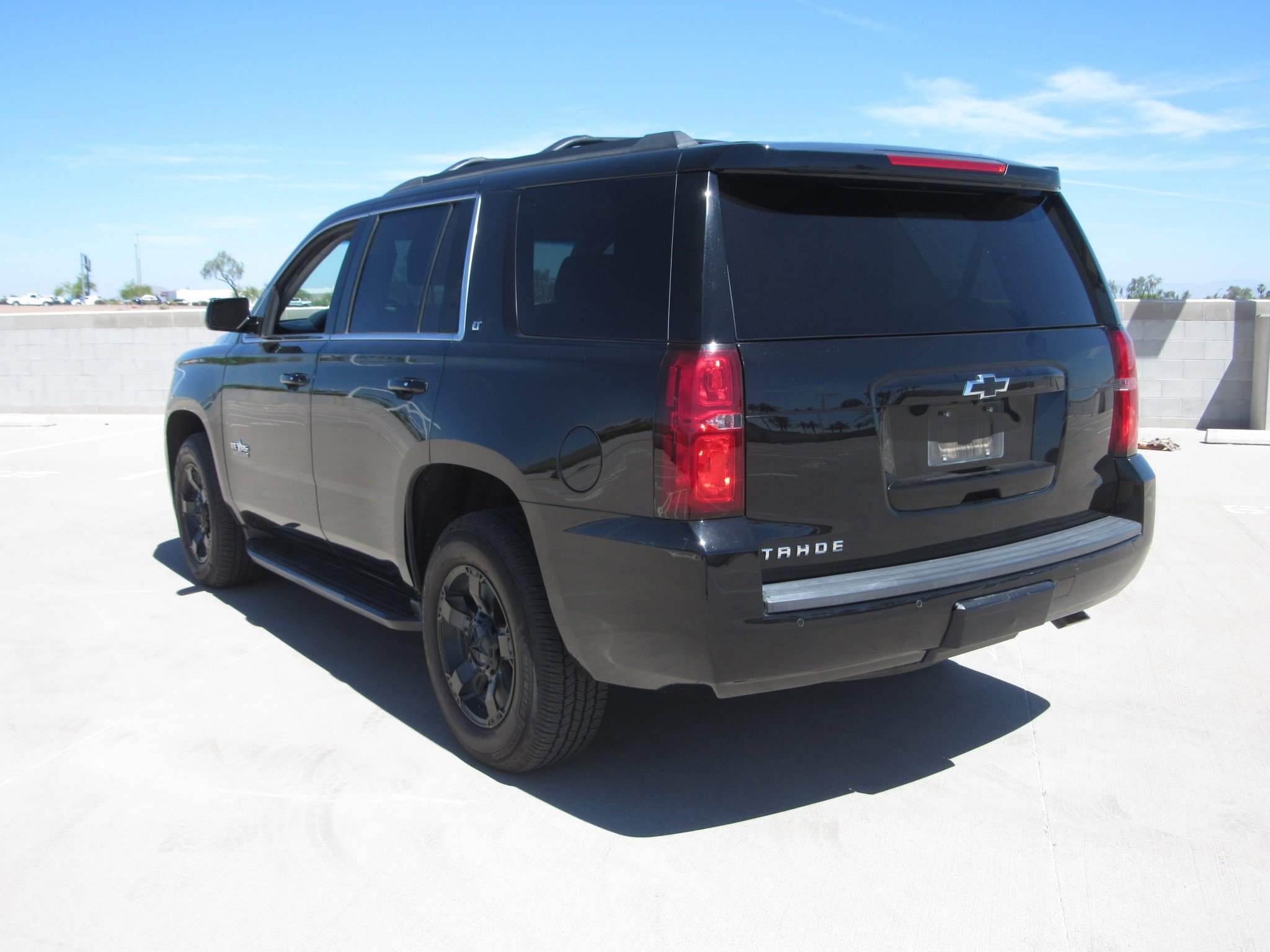 Used 2018 Chevrolet Tahoe LT w/ Texas Edition Package RWD image 6