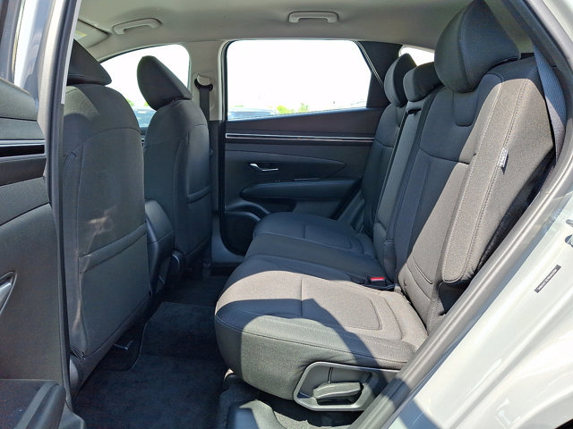 Certified 2024 Hyundai Tucson SE AWD/4WD image 10