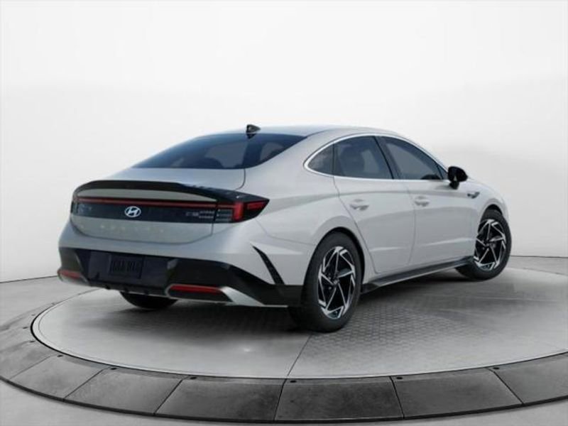 New 2026 Hyundai Sonata SEL image 4