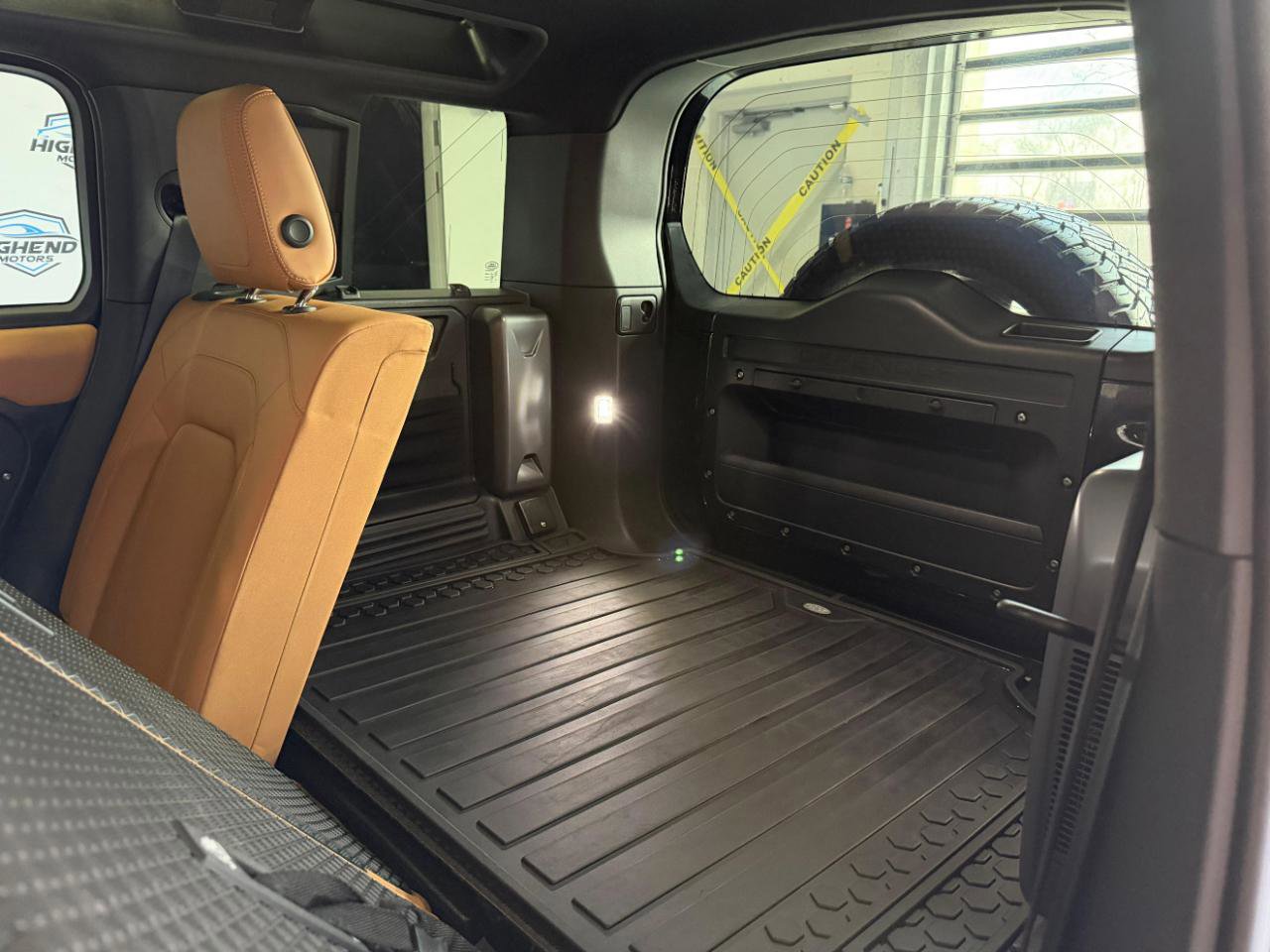 Used 2024 Land Rover Defender 110 Carpathian Edition image 26