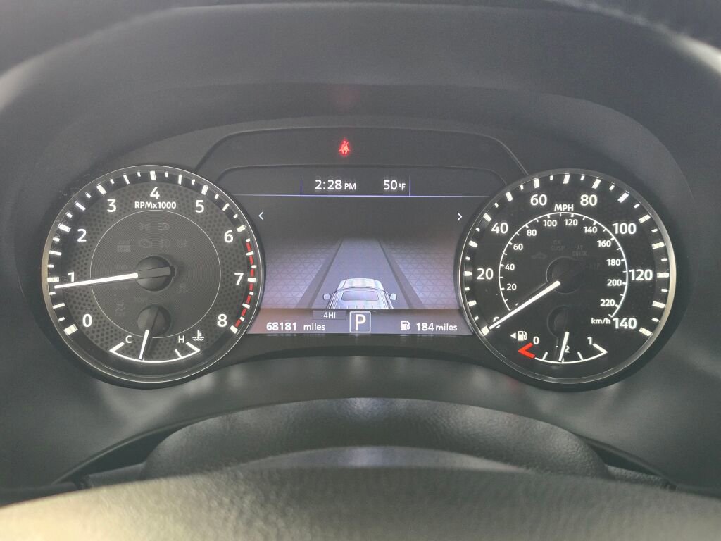 Used 2022 Nissan Armada SL w/ Captain's Chairs Package image 29