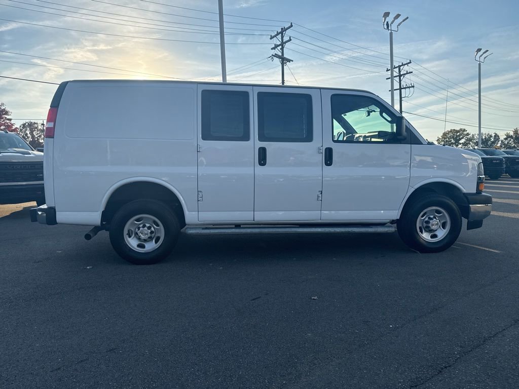 Used 2023 Chevrolet Express 2500 w/ Driver Convenience Package RWD image 5