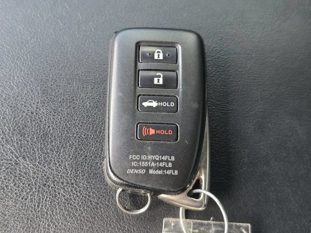 Used 2021 Lexus IS 350 F Sport RWD image 36
