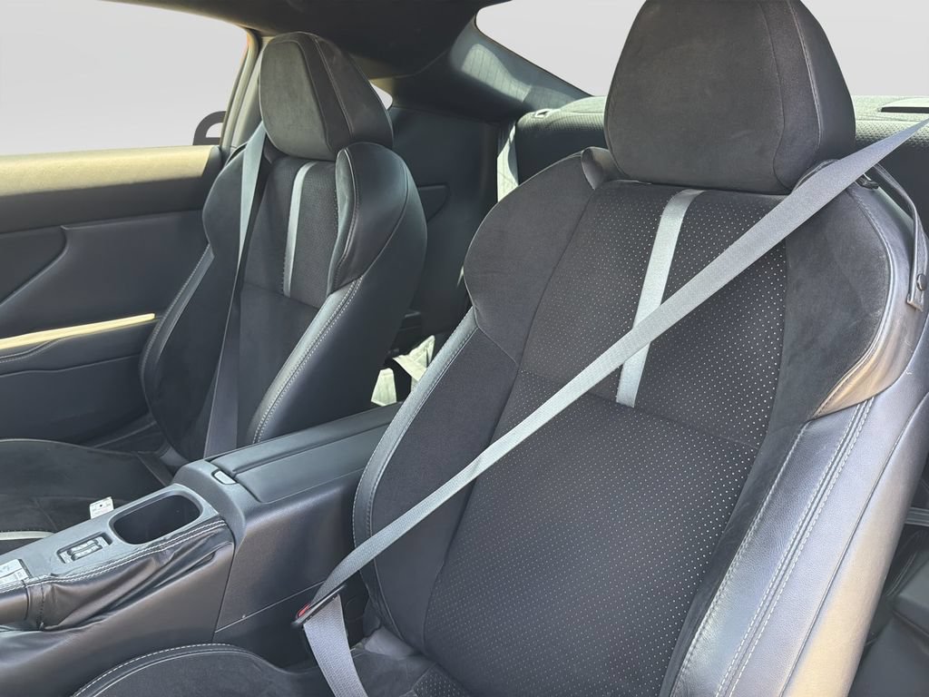 Used 2025 Toyota GR86 Premium RWD image 11