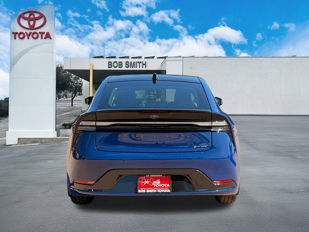 New 2026 Toyota Prius Plug-In Hybrid FWD image 6