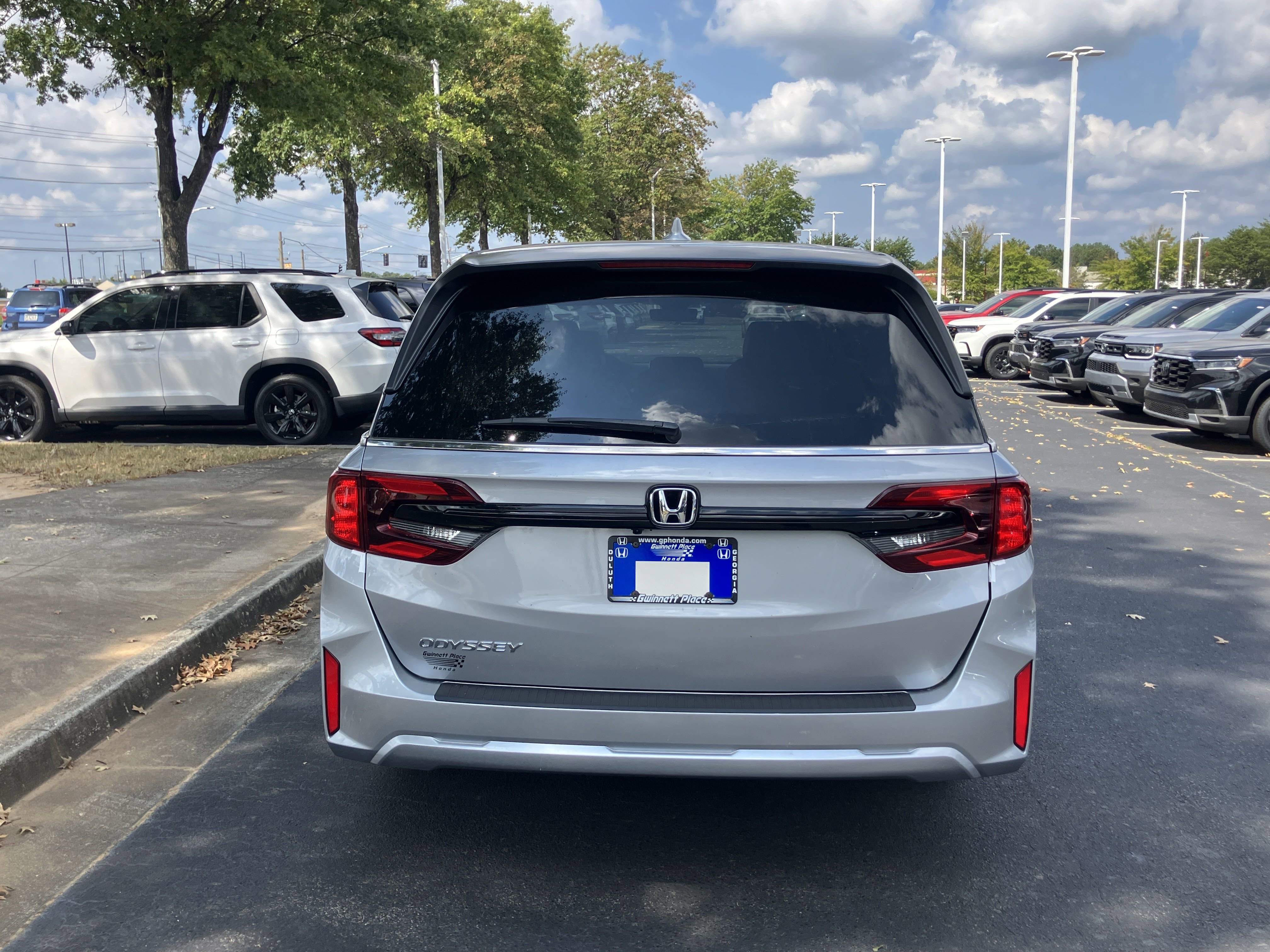 New 2026 Honda Odyssey EX-L image 8