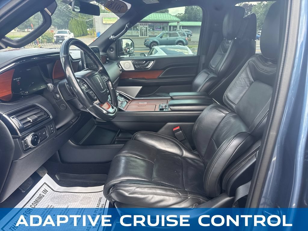Used 2018 Lincoln Navigator Reserve w/ Technology Package AWD/4WD image 9