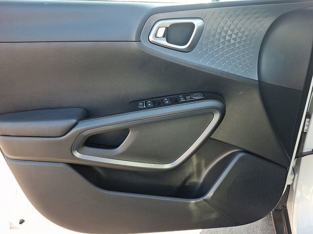 Certified 2023 Kia Soul EX image 13