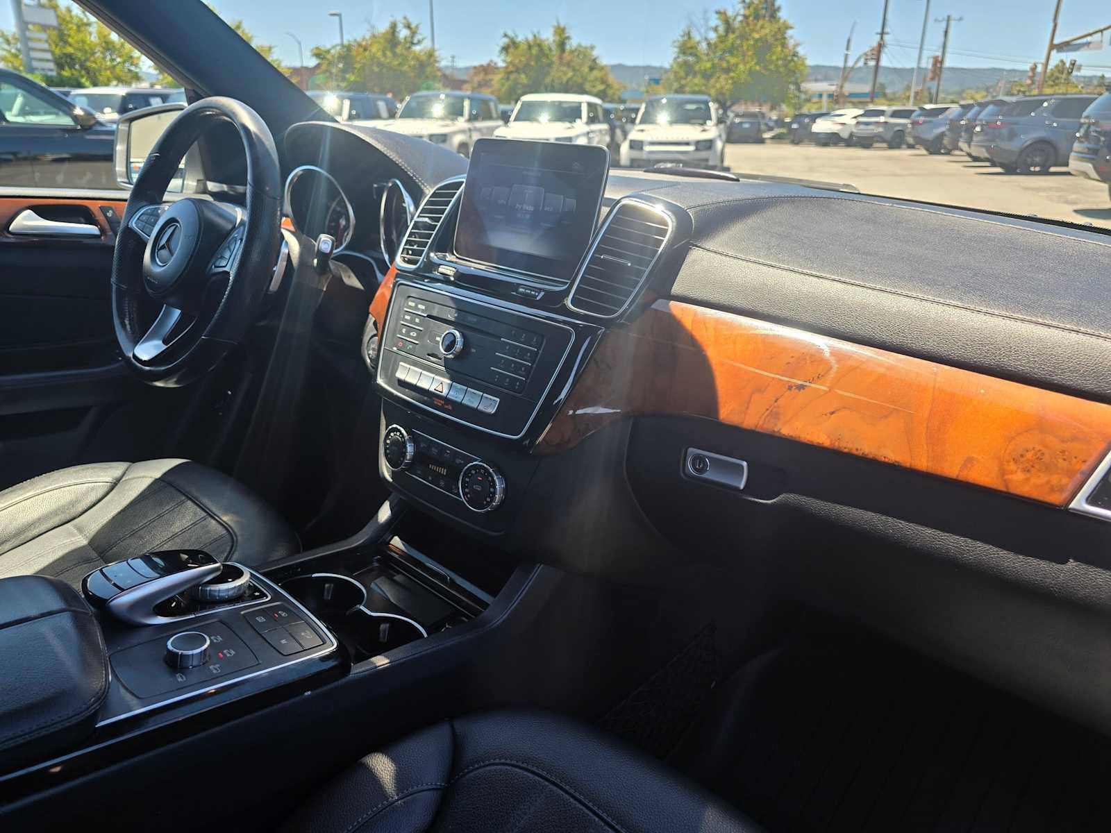Used 2019 Mercedes-Benz GLS 450 4MATIC image 11