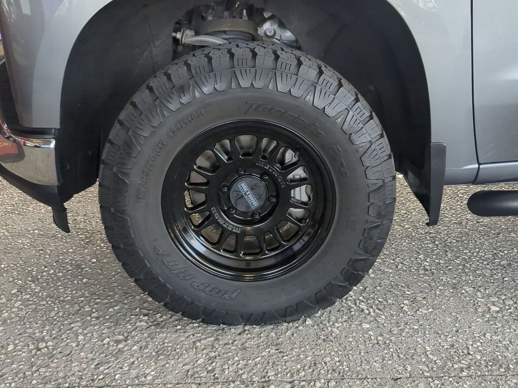 Used 2020 Chevrolet Silverado 1500 LT w/ All-Star Edition image 34