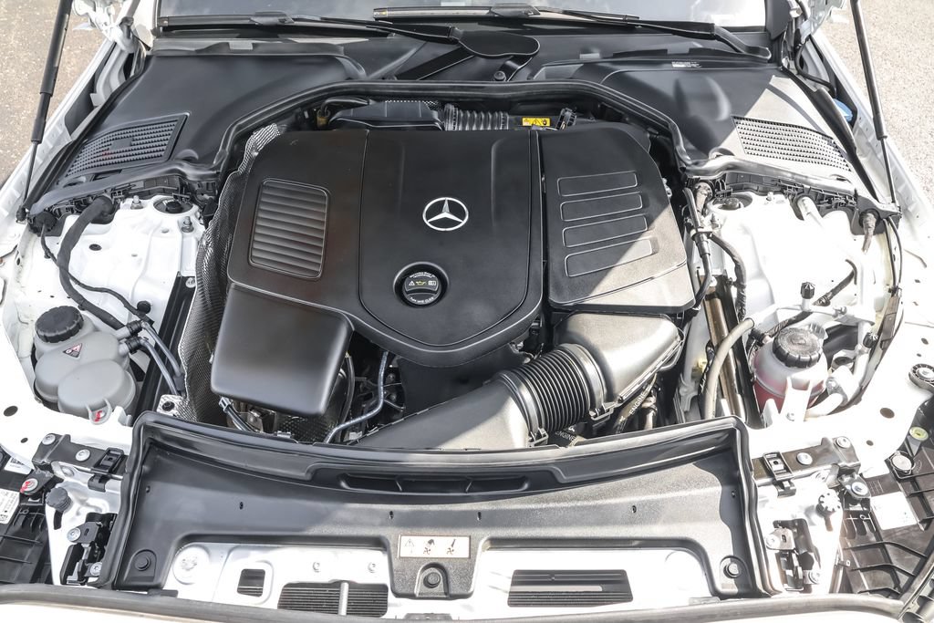 Used 2023 Mercedes-Benz C 300 4MATIC Sedan image 39