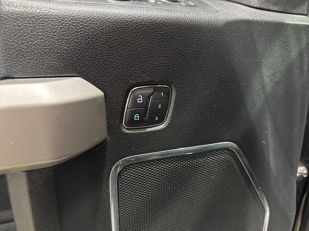 Used 2015 Ford F150 Lariat w/ Equipment Group 502A Luxury image 18