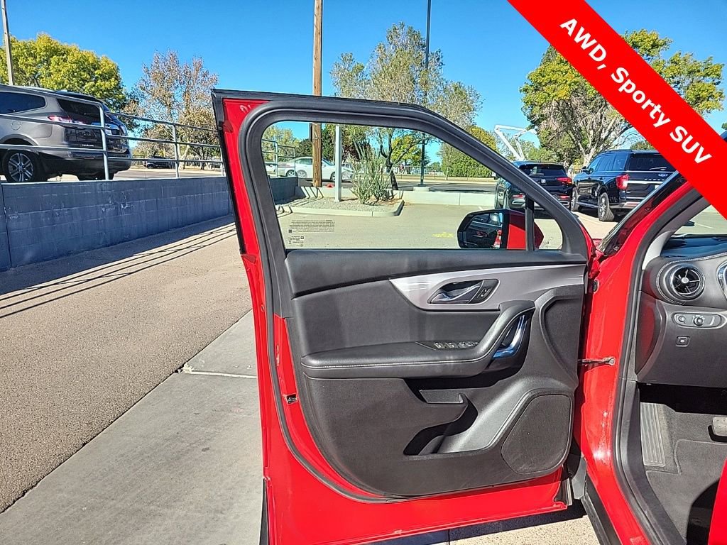 Used 2023 Chevrolet Blazer LT AWD/4WD image 11