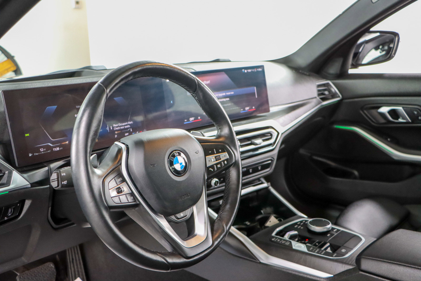 Used 2024 BMW 330i xDrive Sedan image 23