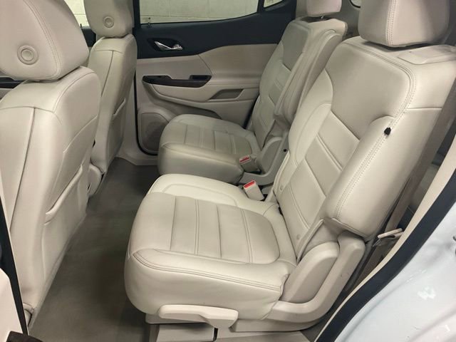 Used 2021 GMC Acadia Denali w/ Denali Ultimate Package AWD/4WD image 17