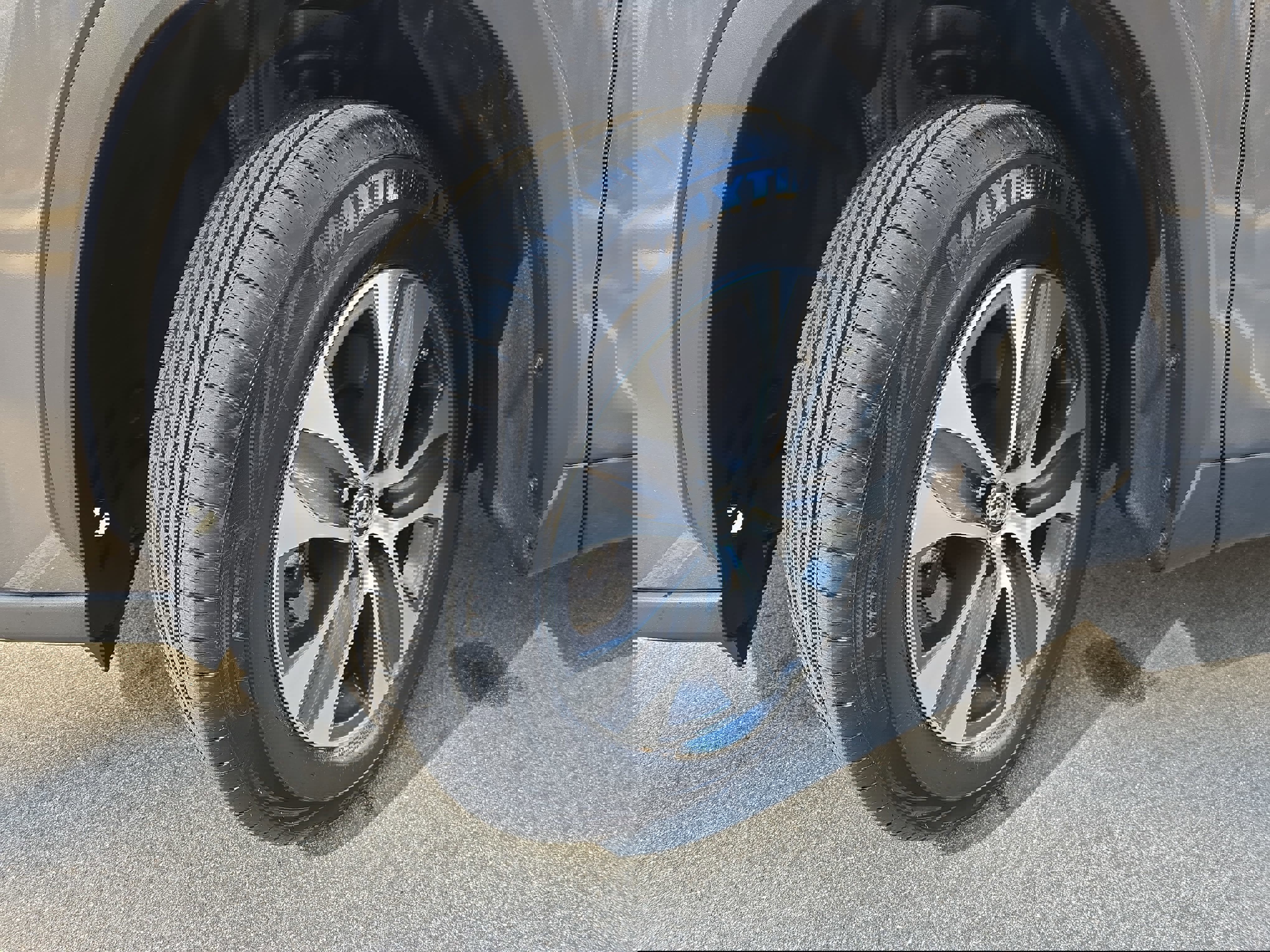 Used 2024 Toyota Highlander XLE image 34