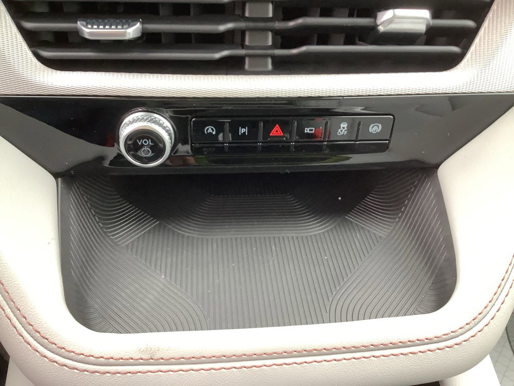 New 2026 Ford Explorer Active w/ Active Comfort Package image 19