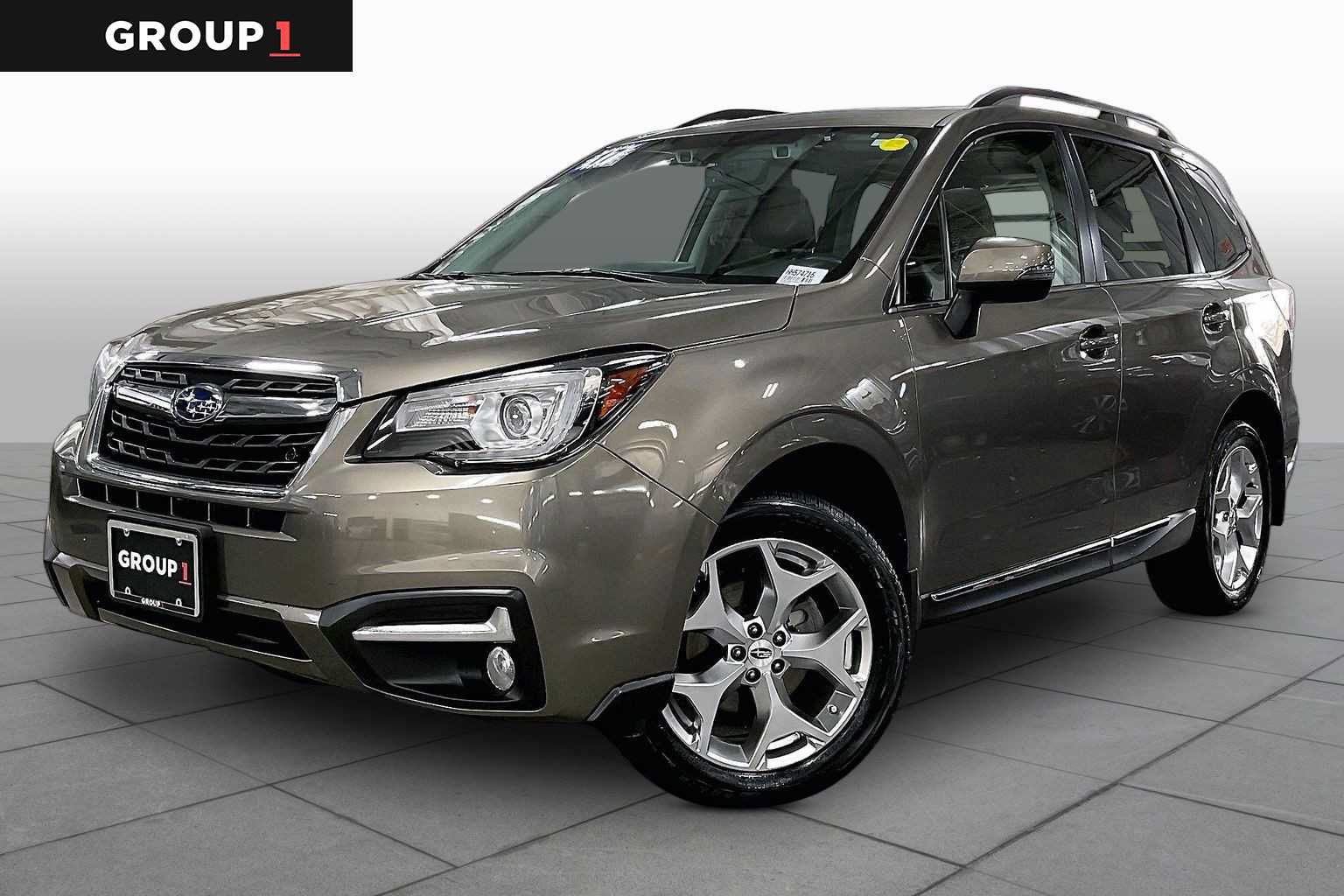 Used 2017 Subaru Forester 2.5i Touring AWD/4WD image 1