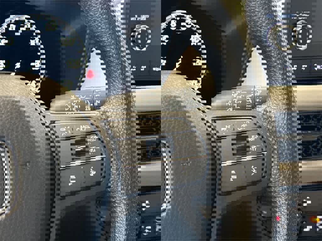 Certified 2025 Honda HR-V LX image 24