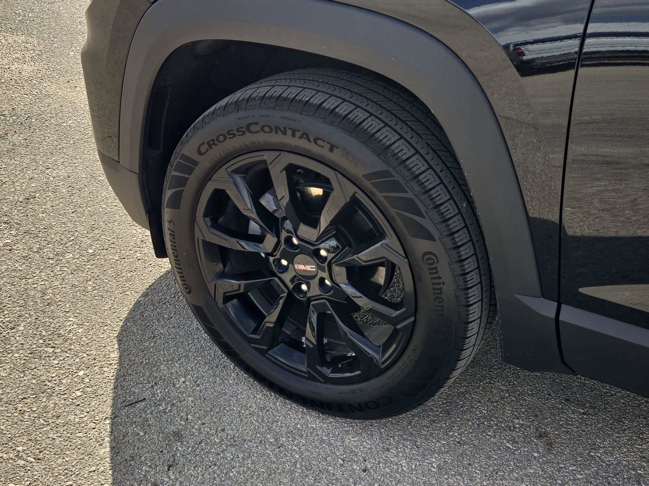 Used 2026 GMC Terrain Elevation w/ Black Edition image 31