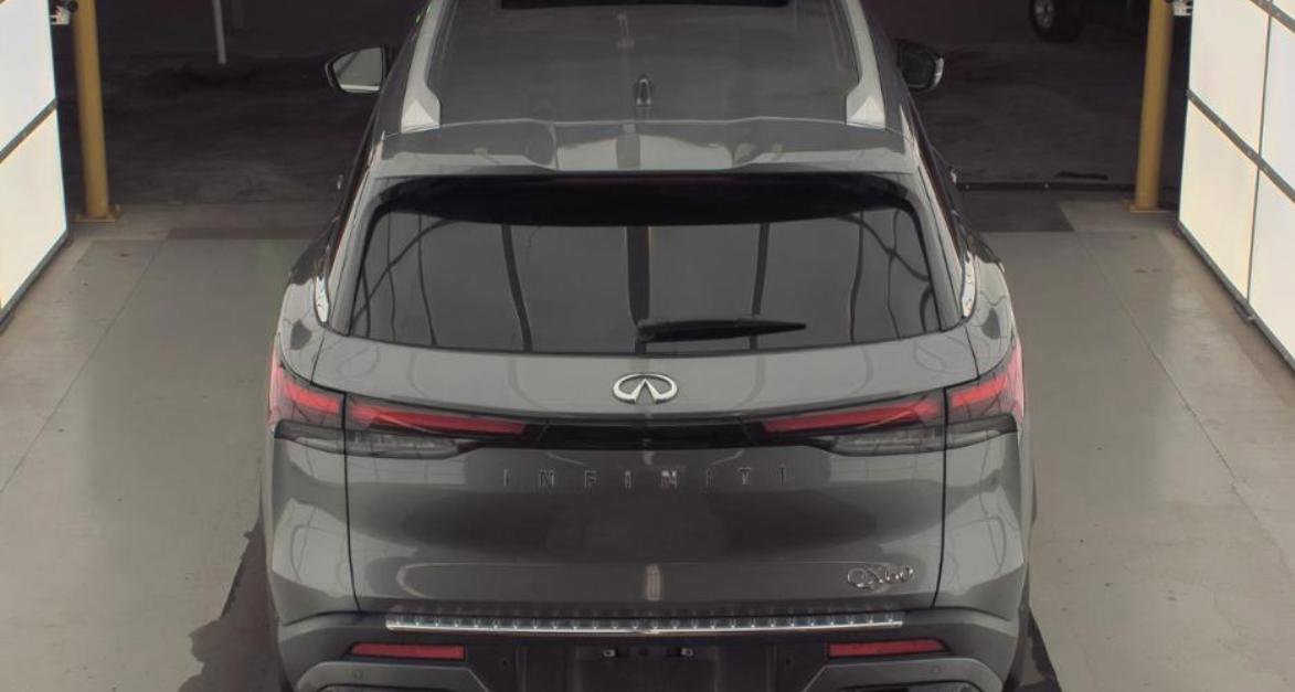 Used 2023 INFINITI QX60 Luxe w/ Cargo Package image 6