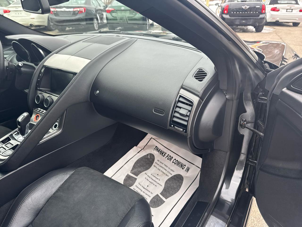 Used 2015 Jaguar F-TYPE Convertible image 39