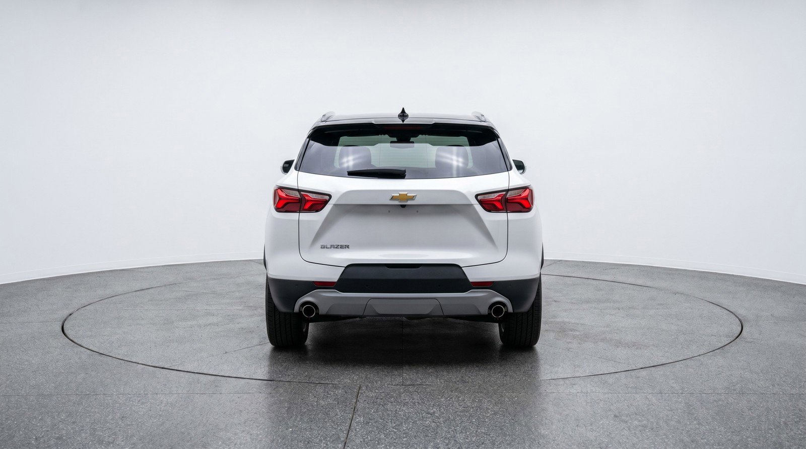 Used 2025 Chevrolet Blazer LT FWD image 7