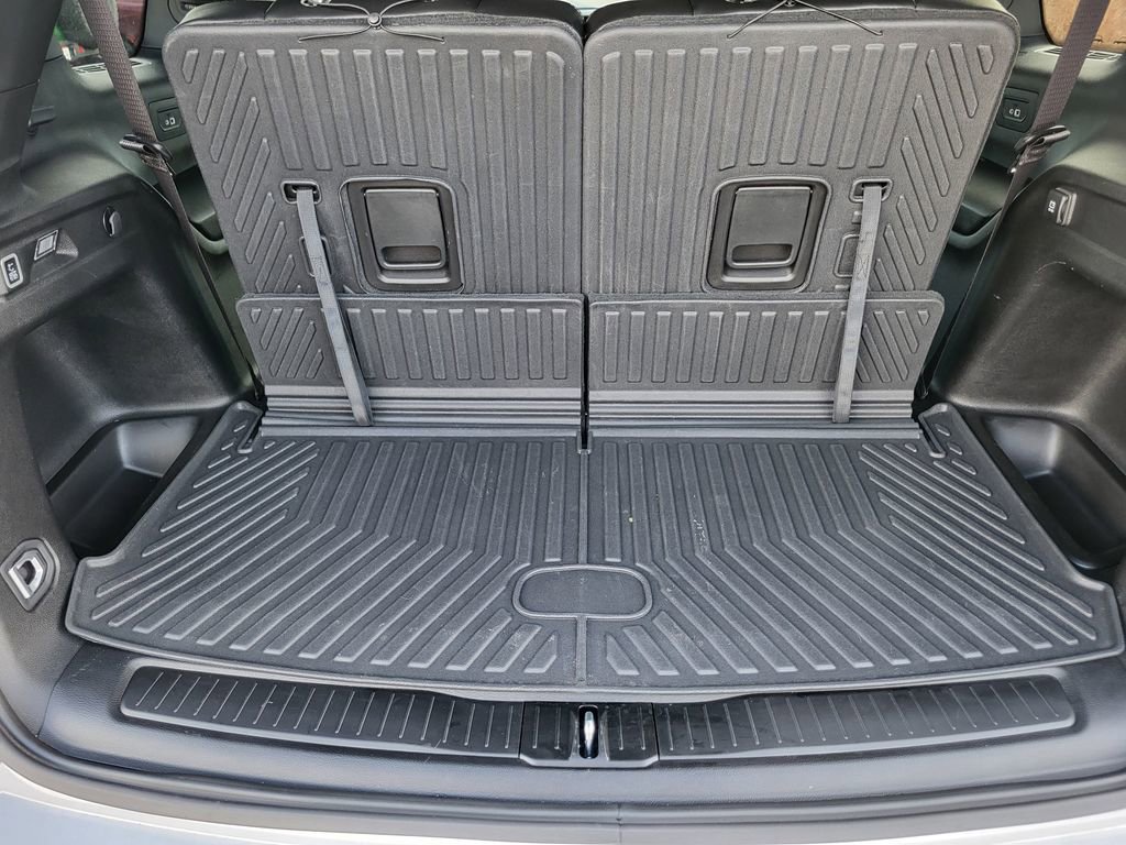 Used 2025 Jeep Grand Cherokee L Altitude image 33