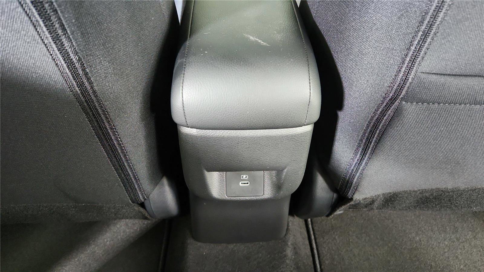 New 2025 Nissan Versa SV w/ Trunk Package image 20