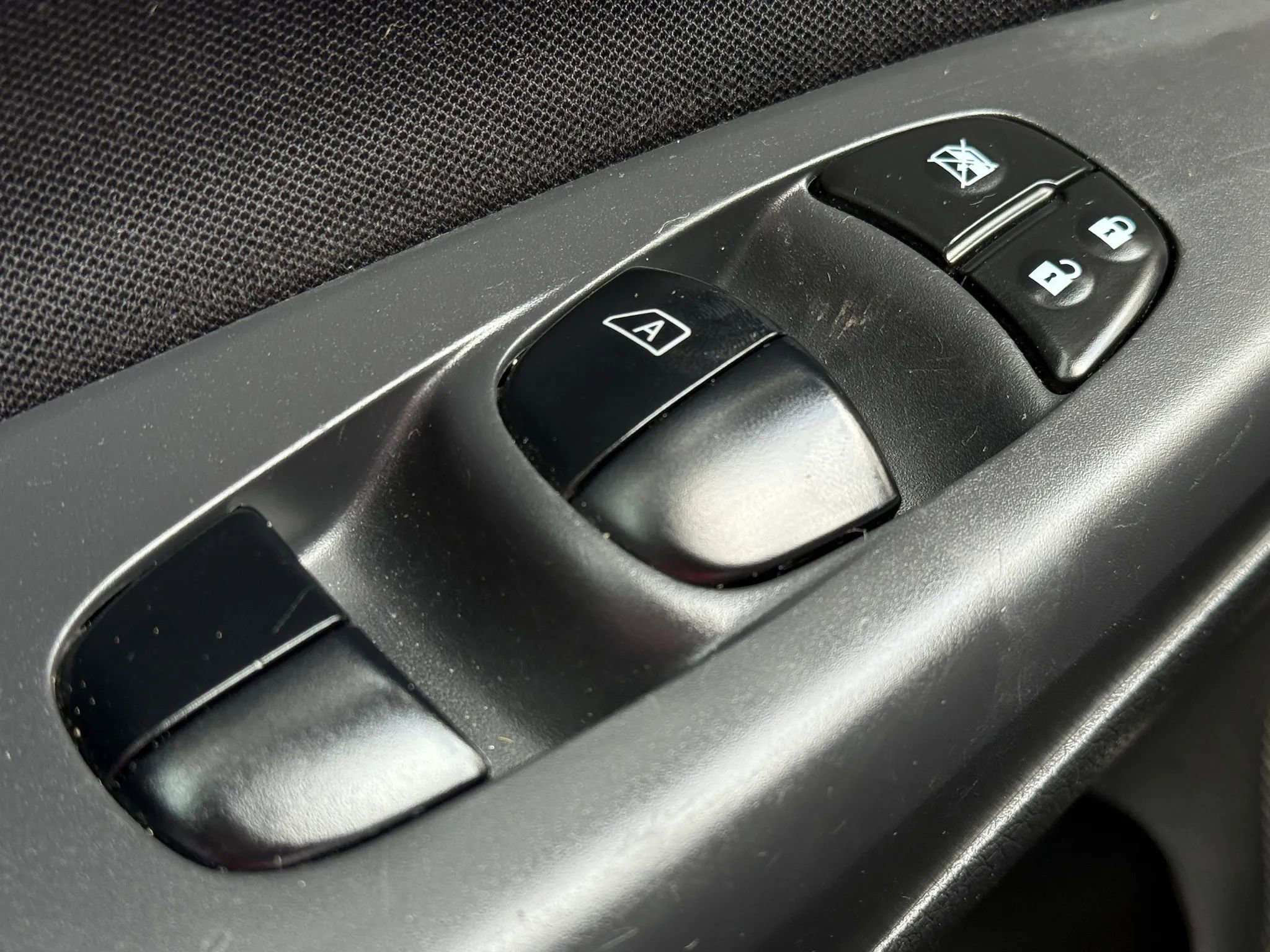 Used 2018 Nissan Sentra SV FWD image 22