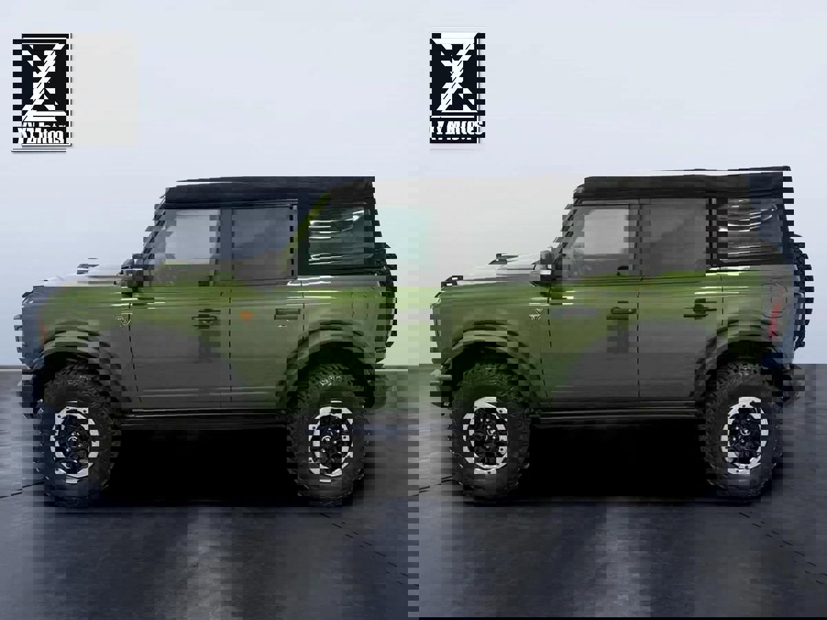 Used 2023 Ford Bronco Badlands w/ Sasquatch Package image 4