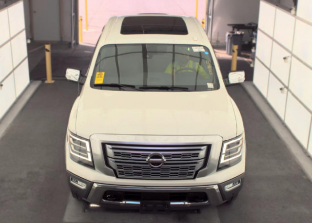 Certified 2021 Nissan Titan Platinum Reserve w/ Moonroof Package AWD/4WD image 2