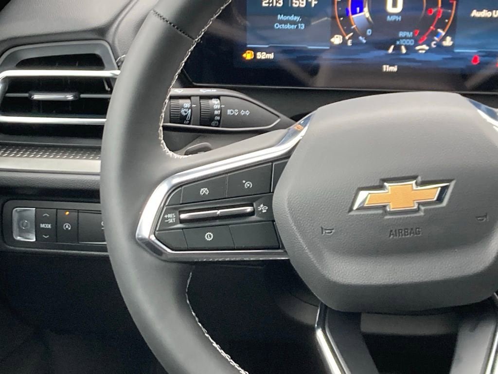 New 2026 Chevrolet Traverse LT w/ Driver Confidence Package FWD image 14