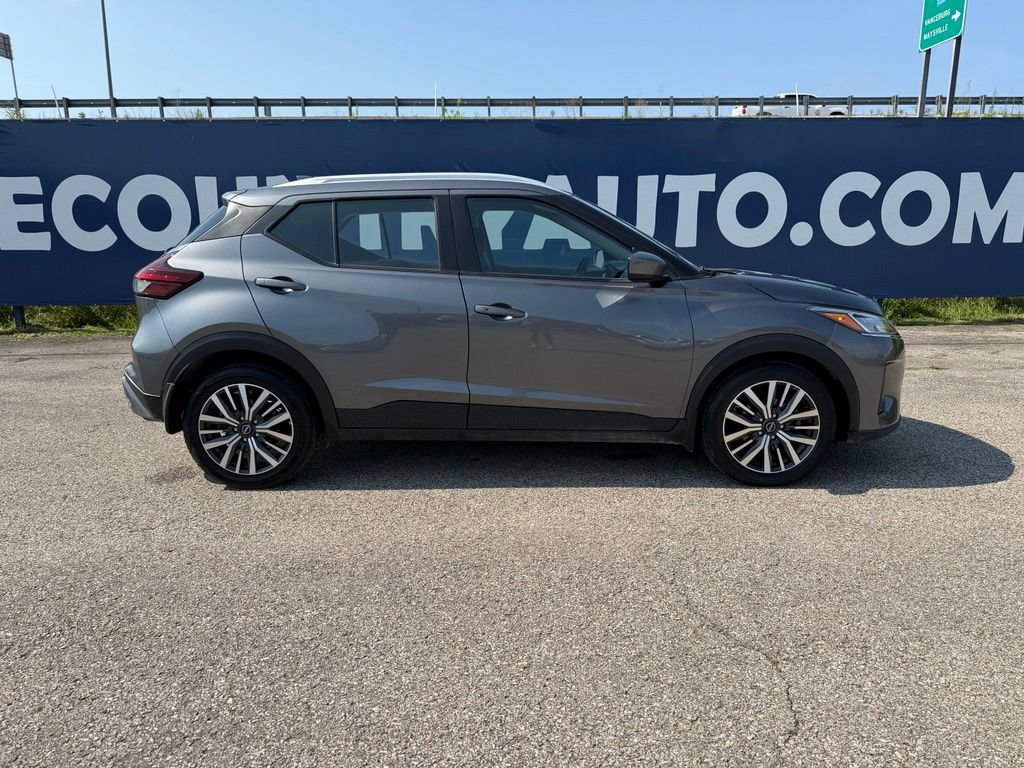 Used 2023 Nissan Kicks SV FWD image 8