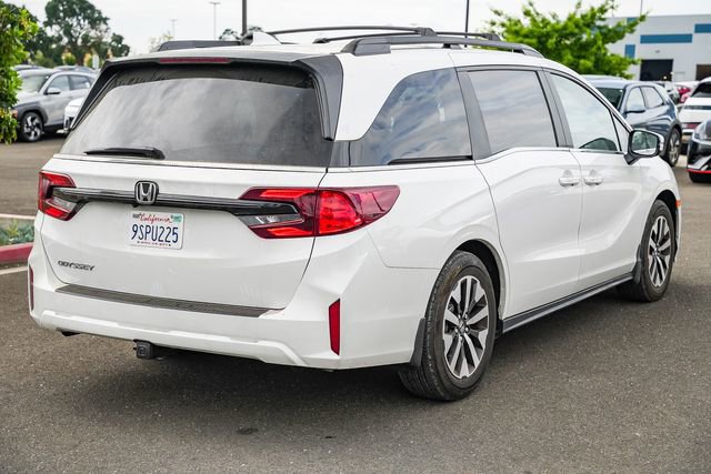 Used 2025 Honda Odyssey EX-L image 5