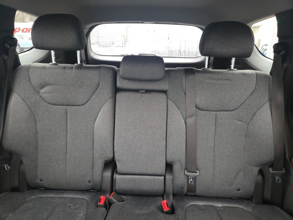 Used 2019 Hyundai Santa Fe SEL image 22