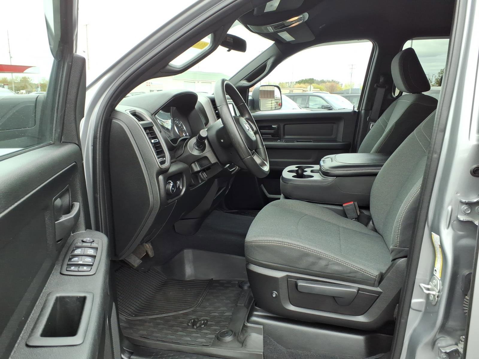 Used 2022 RAM 2500 Tradesman AWD/4WD image 10