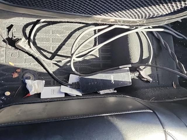 Used 2022 Jeep Grand Cherokee Limited 4xe w/ Luxury Tech Group II image 18