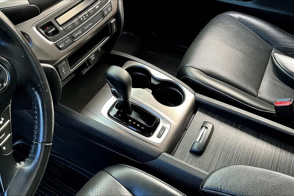 Used 2019 Honda Ridgeline RTL image 17