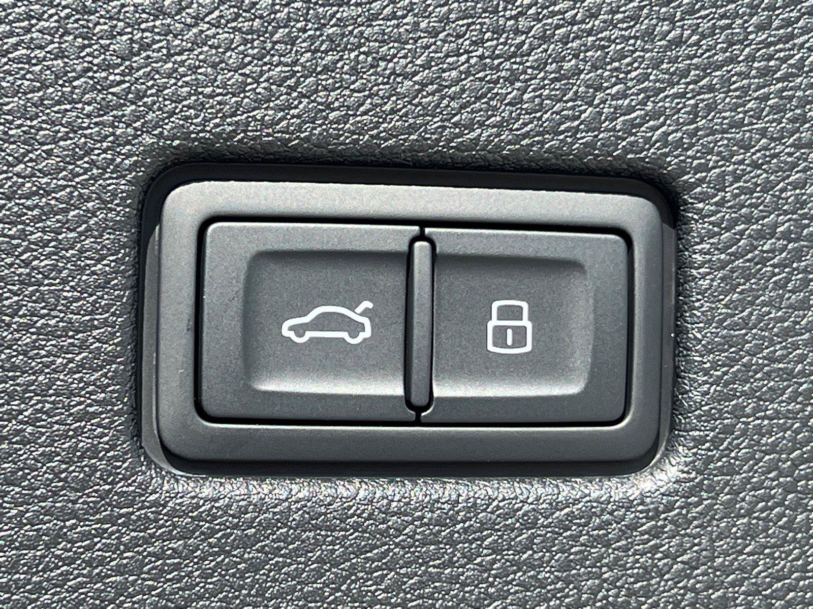 New 2027 Audi Q8 Premium Plus AWD/4WD image 13