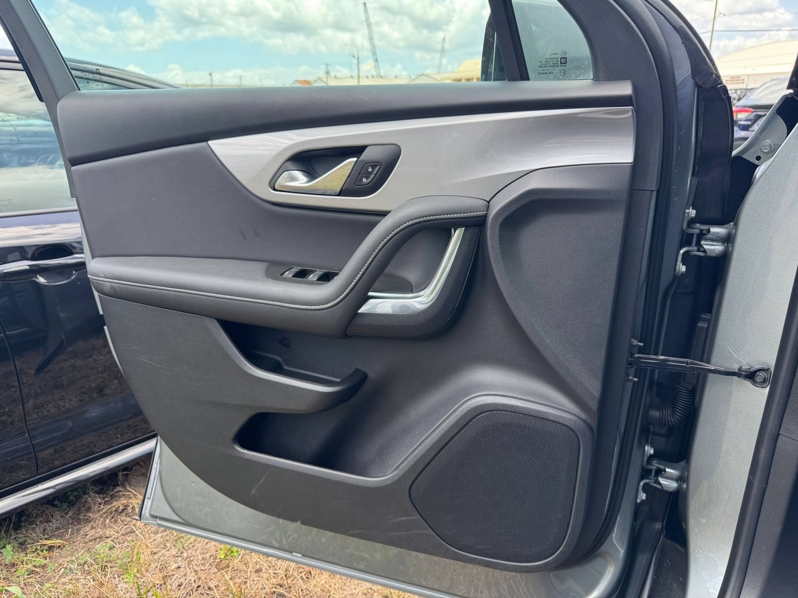 Used 2026 Chevrolet Blazer LT FWD image 18