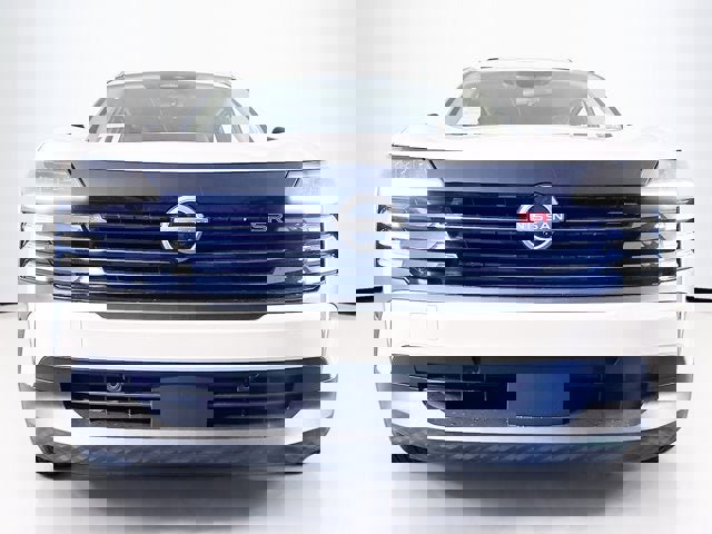 New 2026 Nissan Kicks SR w/ Cold Weather Package image 2