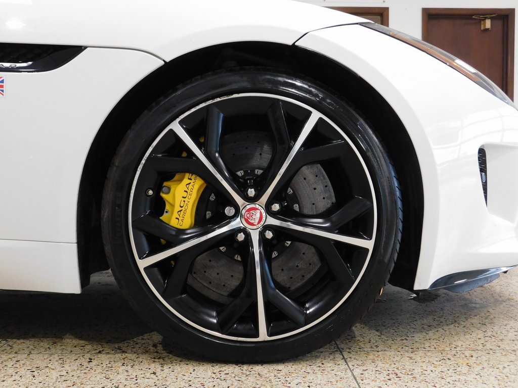 Used 2015 Jaguar F-TYPE R image 94