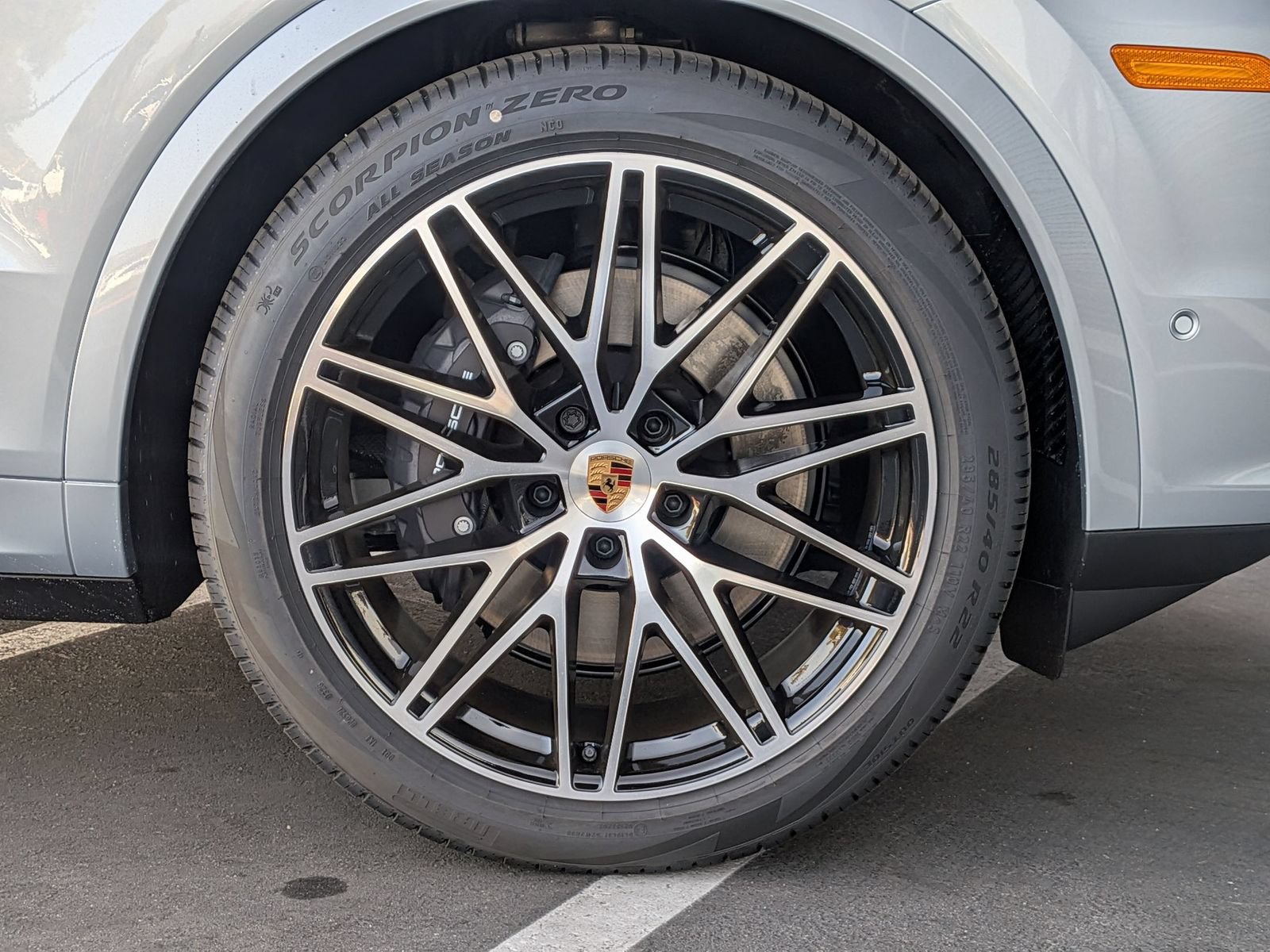 New 2026 Porsche Cayenne Coupe AWD/4WD image 12