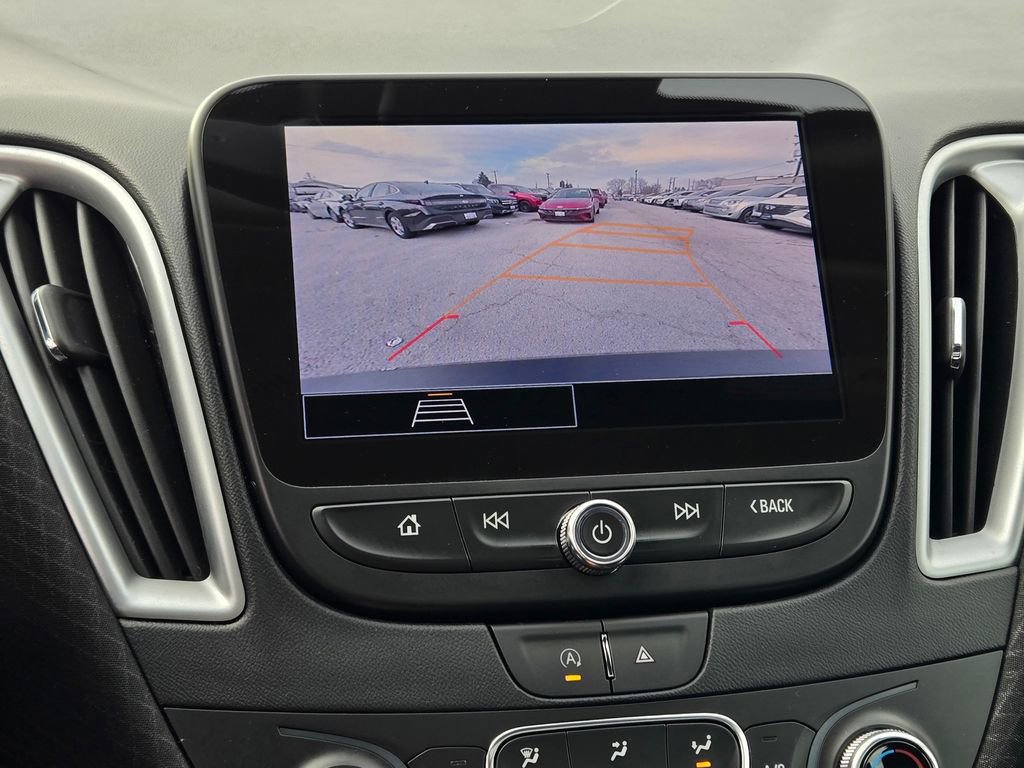 Used 2024 Chevrolet Malibu LT image 33