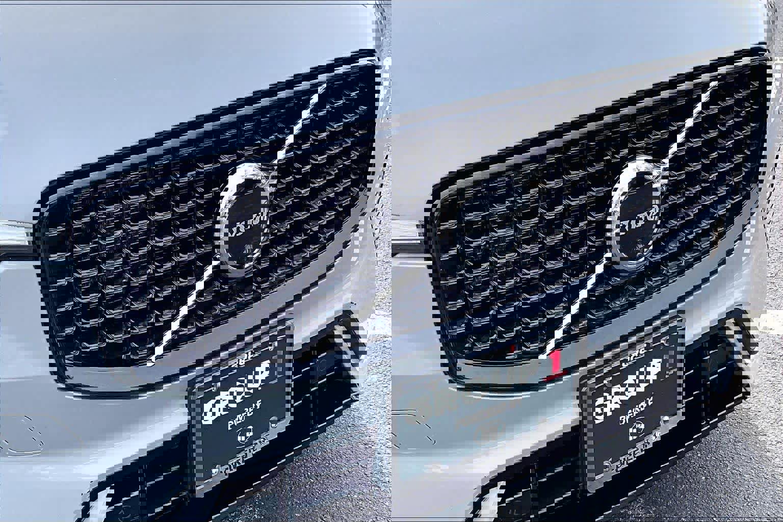 Certified 2024 Volvo XC60 B5 Plus w/ Protection Package Premier image 30