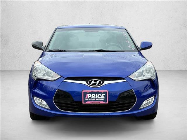 Used 2013 Hyundai Veloster w/ Style Pkg video 2