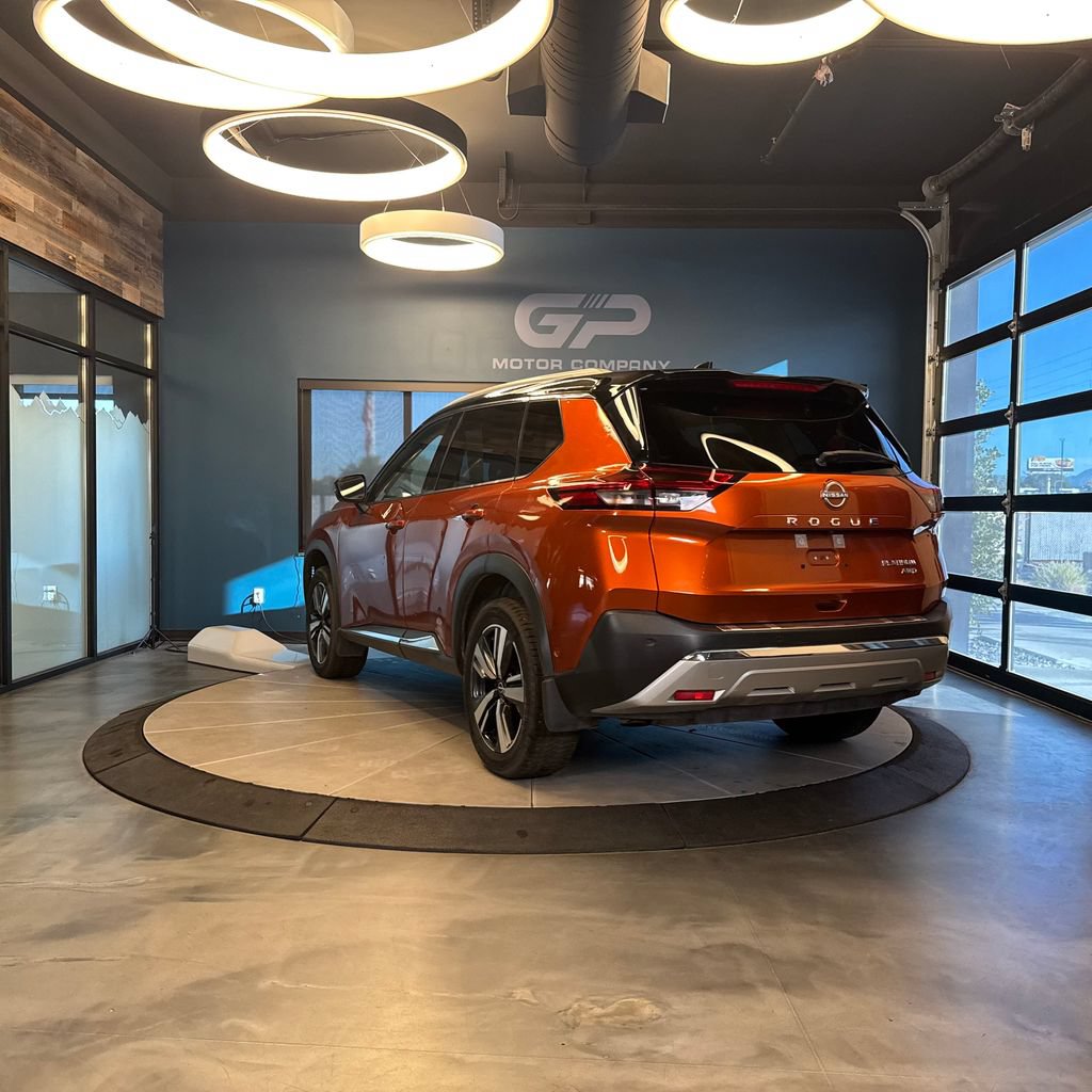 Used 2022 Nissan Rogue Platinum w/ Head-Up Display Package AWD/4WD image 5